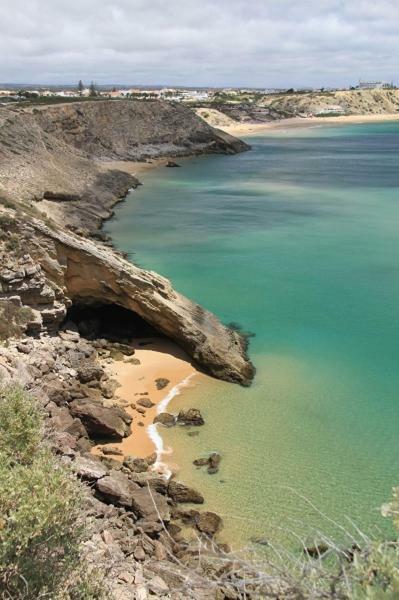 Habitación en casa particular Sunny With Private Bathroom 300m From The Sagres