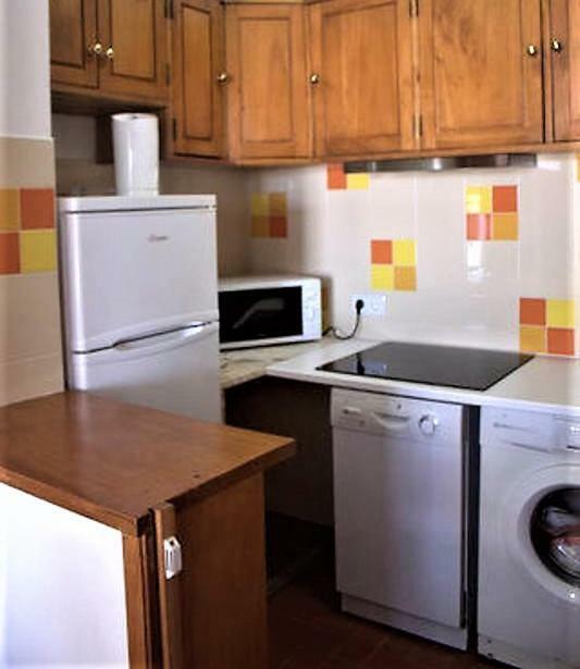 Apartment Sunny Close To The