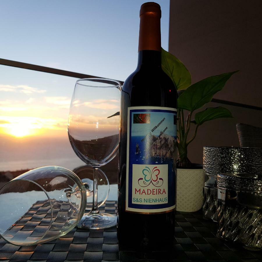 Madalenas Palace - Sunrise Appartement *