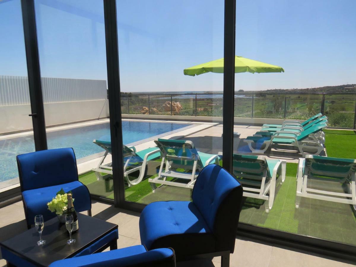 Ria Alvor- Swimming Pool & Jacuzzi Alvor