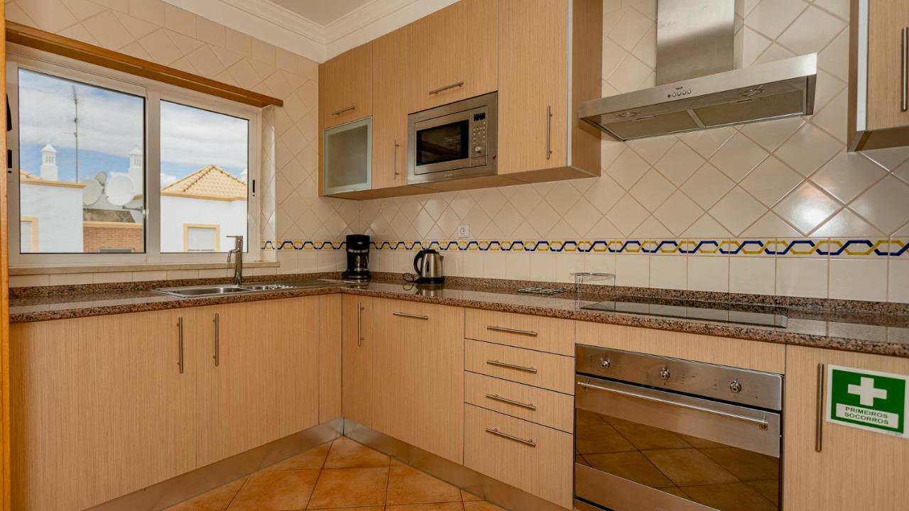 2 Bedroom Penthouse Duplex With Rooftop Terrace And Amazing Panoramic Views Wpg1