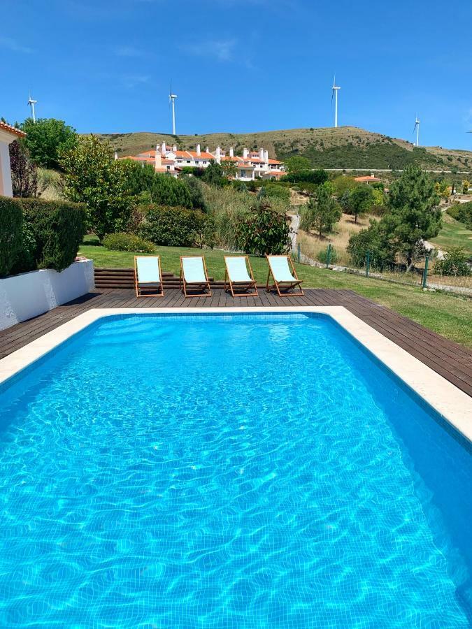 Pousada With Swimming Pool In Golf *