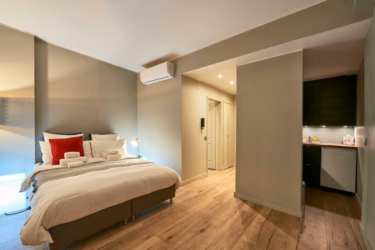 Cascais-estoril Beachfront Apartment *
