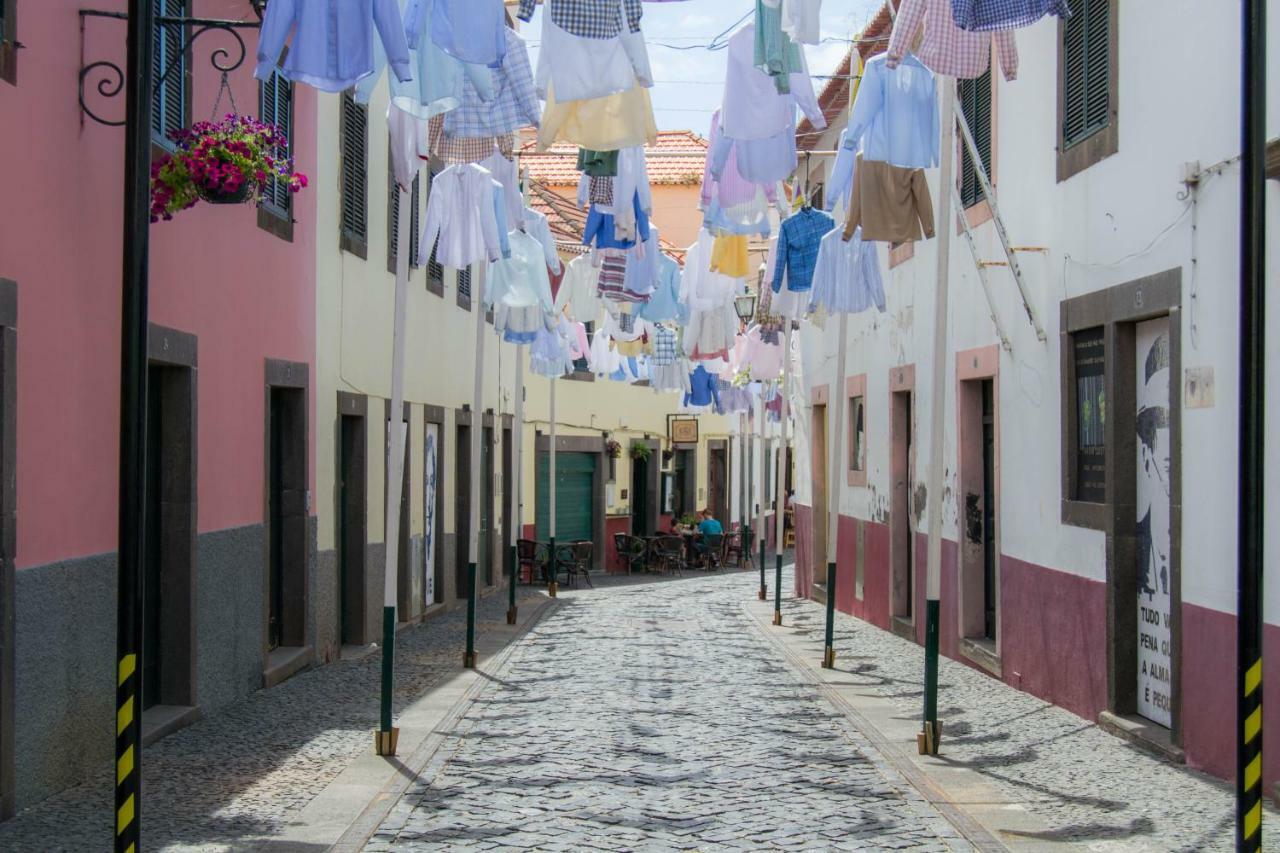 House Lobos Village *