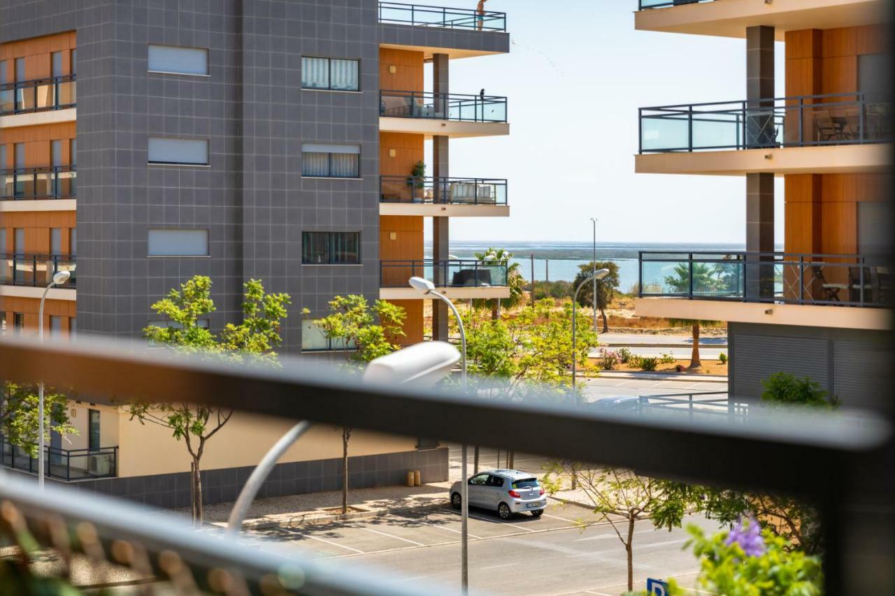 Oceanfront: Luxury Magnificent Views And Pool Apartment Olhao