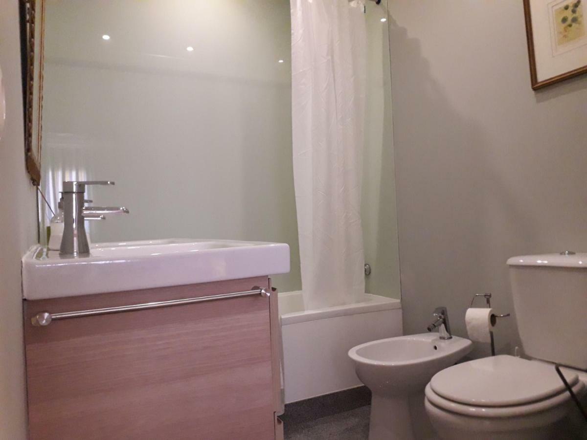 Apartment Peaceful Floor W Balconies - Cambridge Right - Ac *