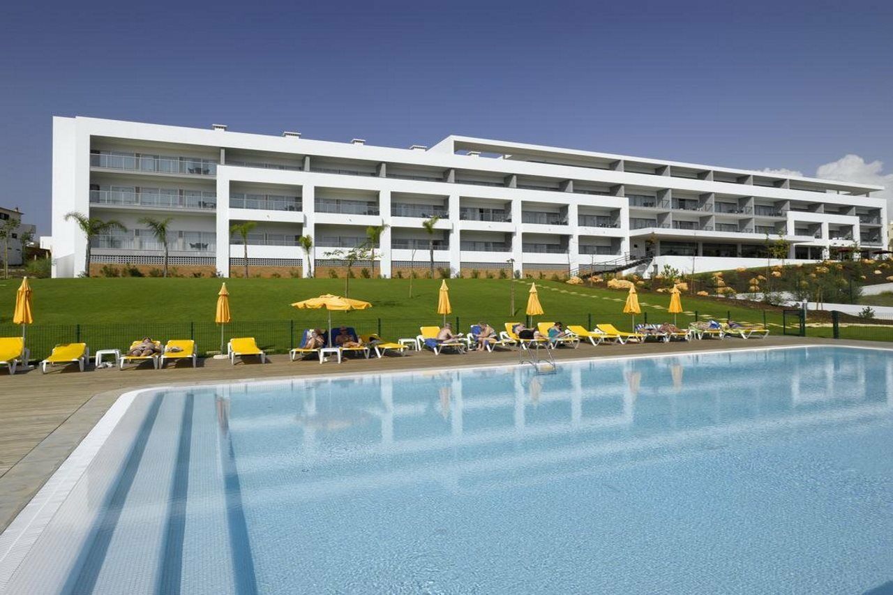 Pelican 4*