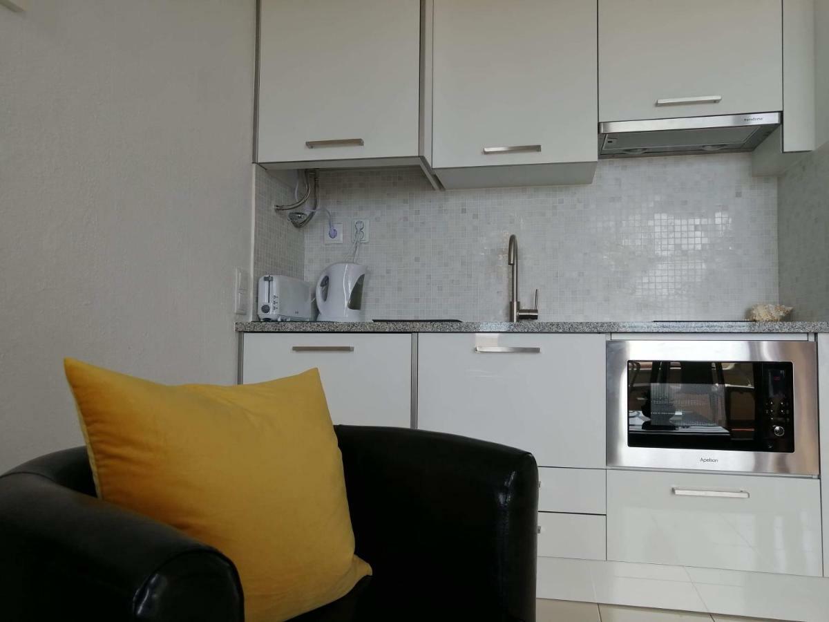 Sea View 3 Apartment *