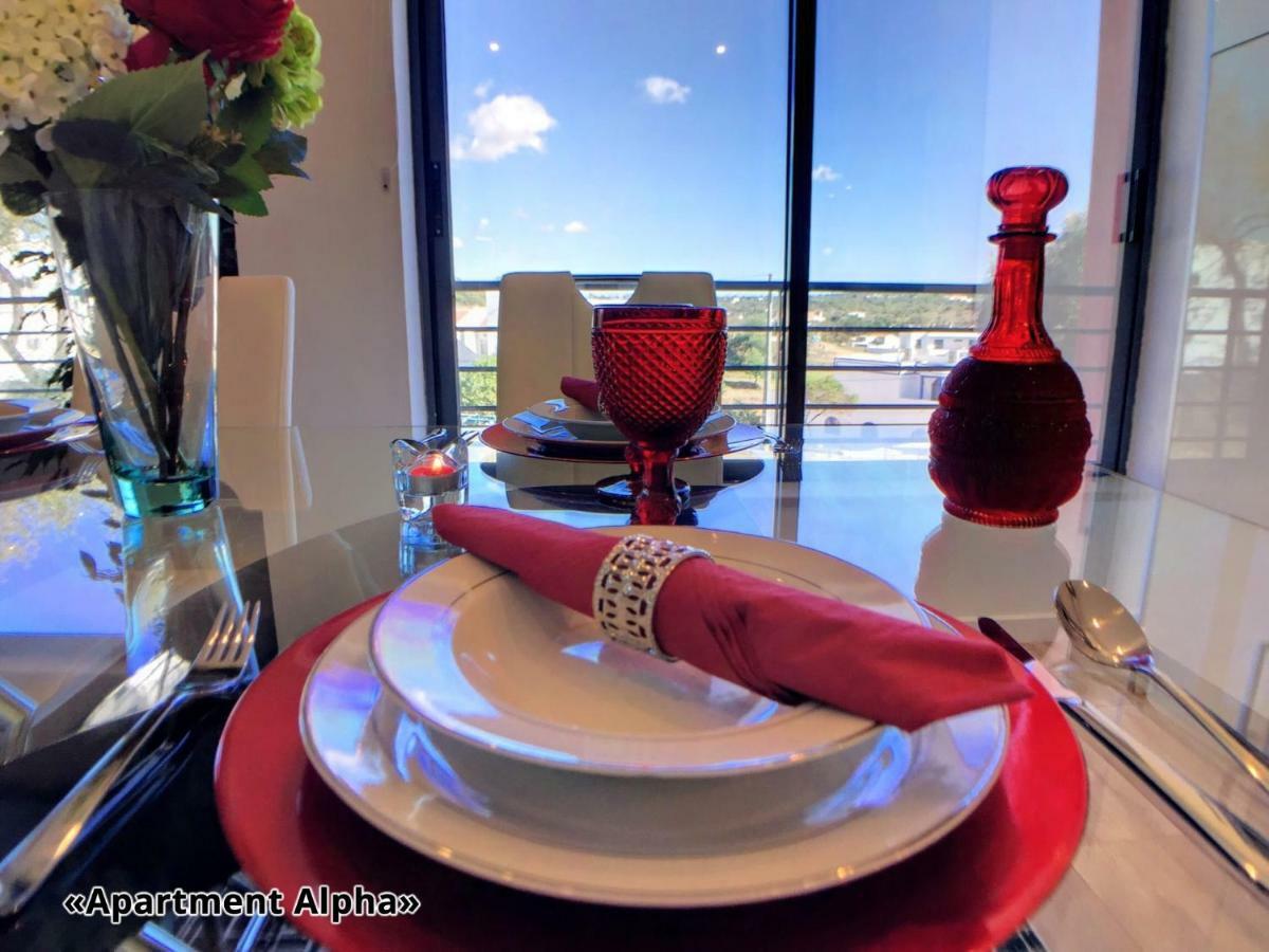 Alpha - 2 Bedrooms, Private Rooftop Patio With Hot Tub, Bbq And View Apartamento Ferragudo (Faro)
