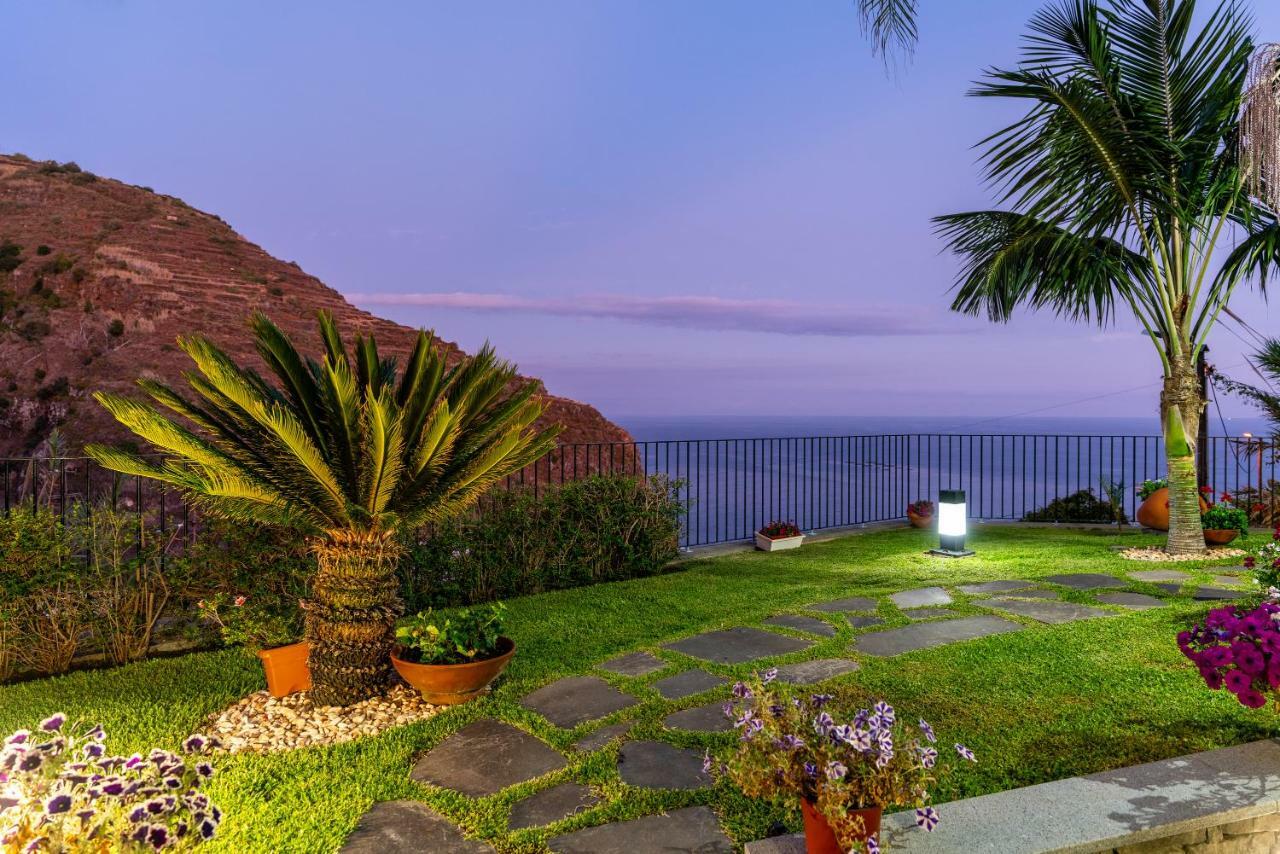 Zeza's Garden Vakantiehuis Calheta (Madeira)