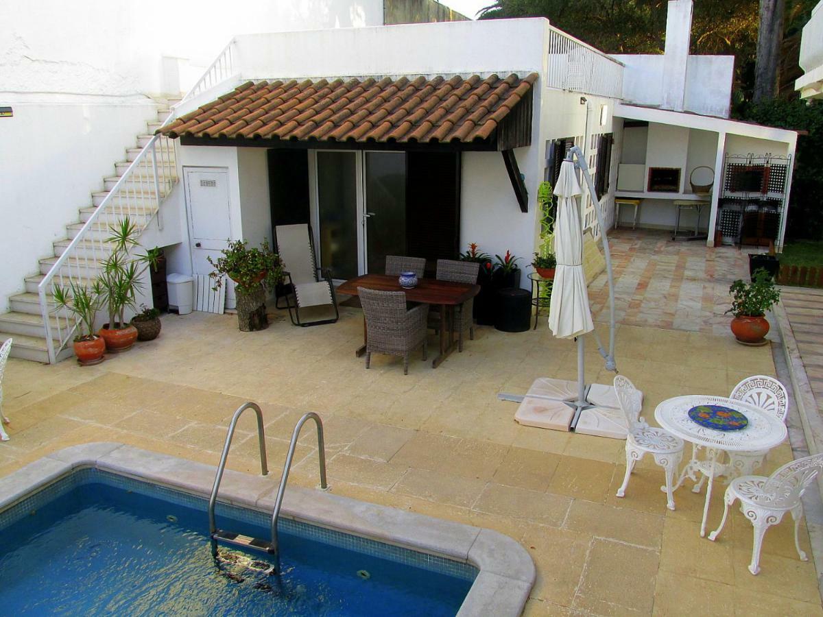Go Pt - Private Challet With Swimming Pool And Garden Parede