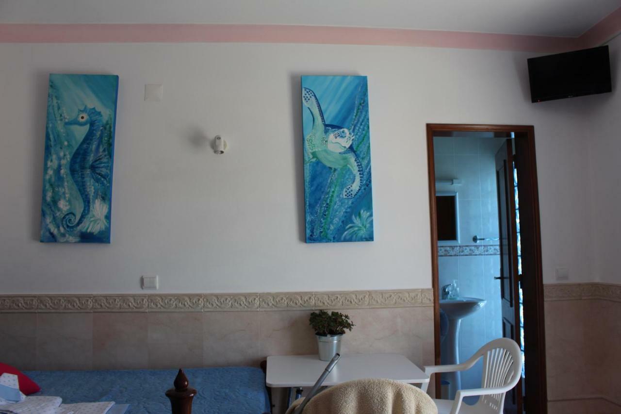 Habitación en casa particular Sunny With Private Bathroom 300m From The *