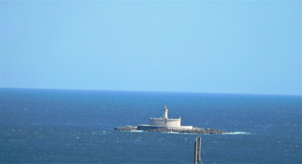 Apartment Window To The Sea Oeiras