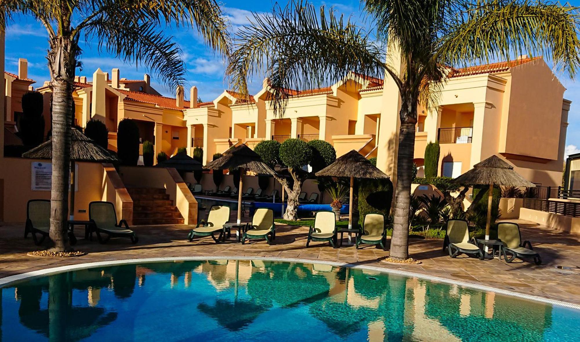 Apartment Luxury 3-bedroom At High-end Da