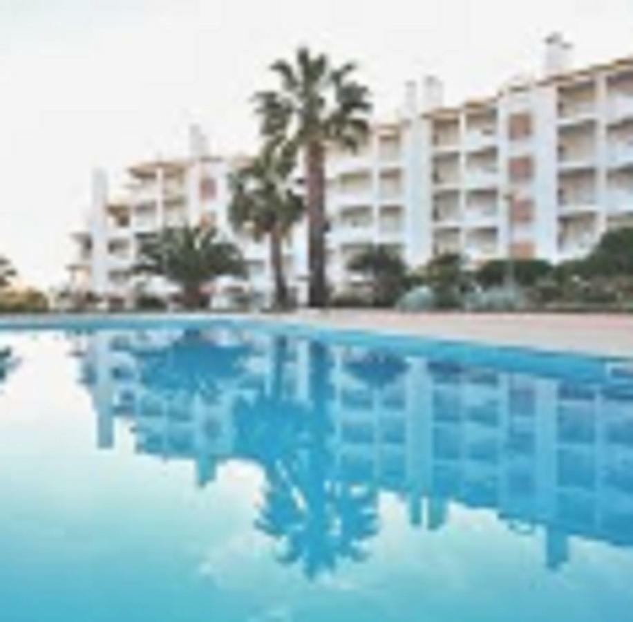Centrally Located With Pool View * Albufeira