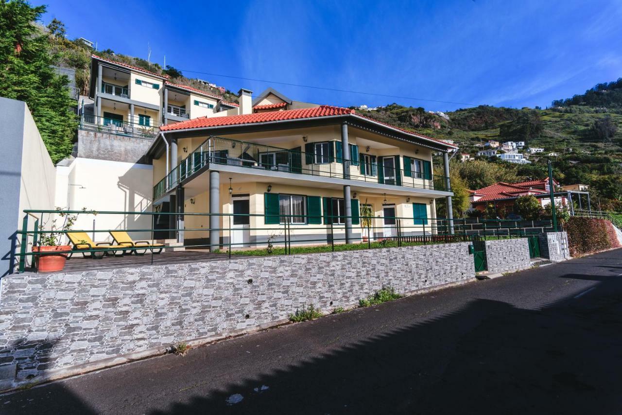 Calheta Apartment *