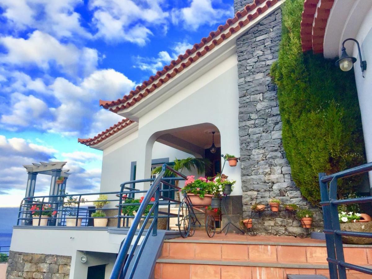 Casa Lira *