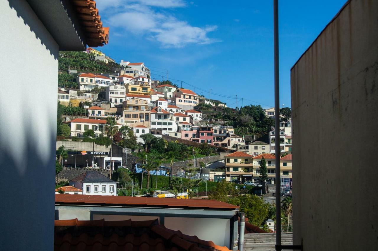 House Lobos Village