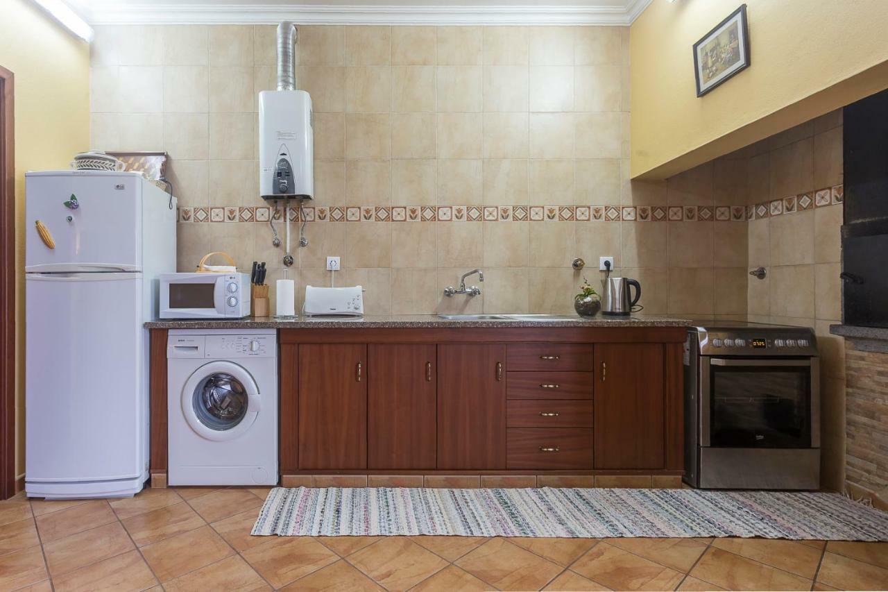 Em Casa Da Avo Ines Apartment