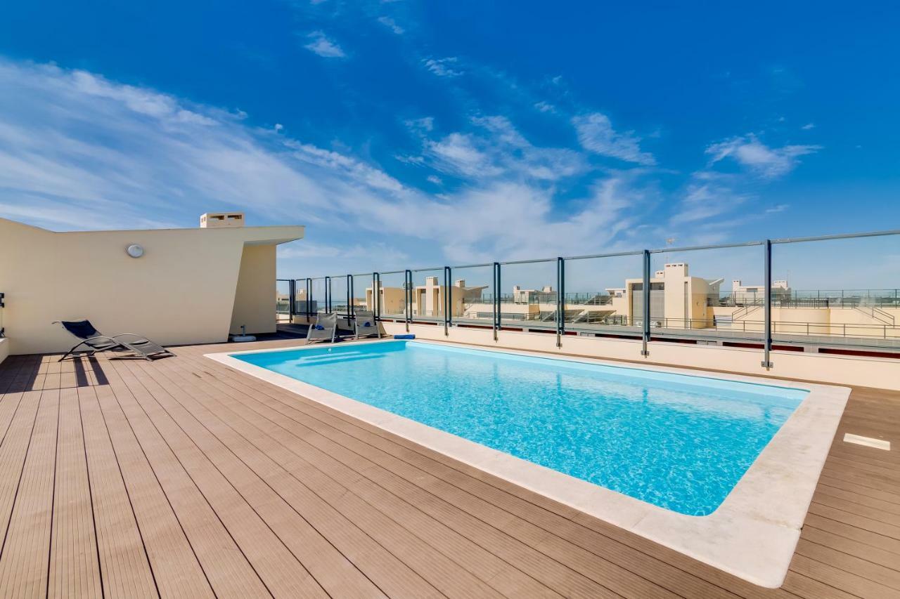 Ria House - Beautiful With Swiming Pool