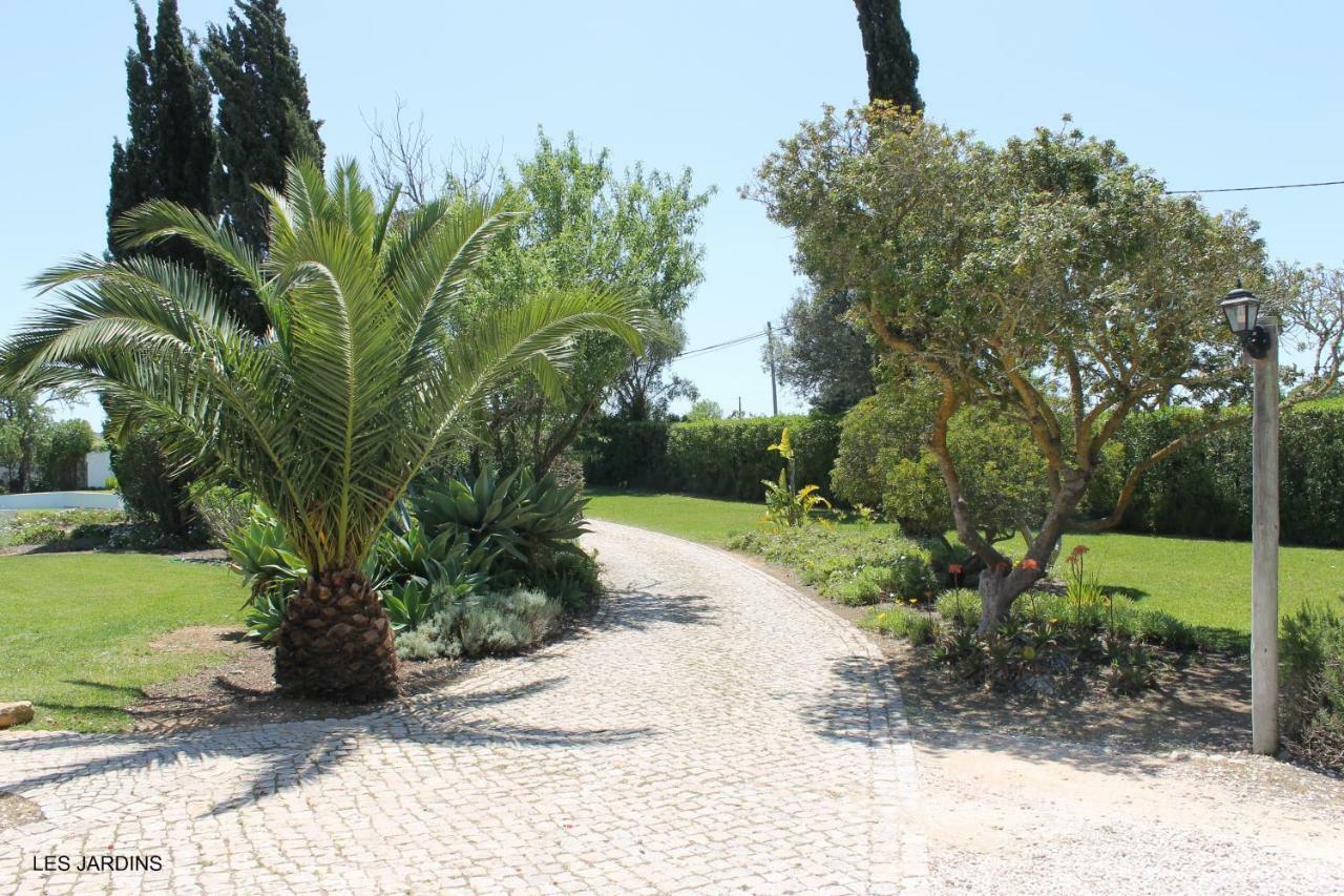 Casa Beachcomber Le Jardin Des Arts * Lagos