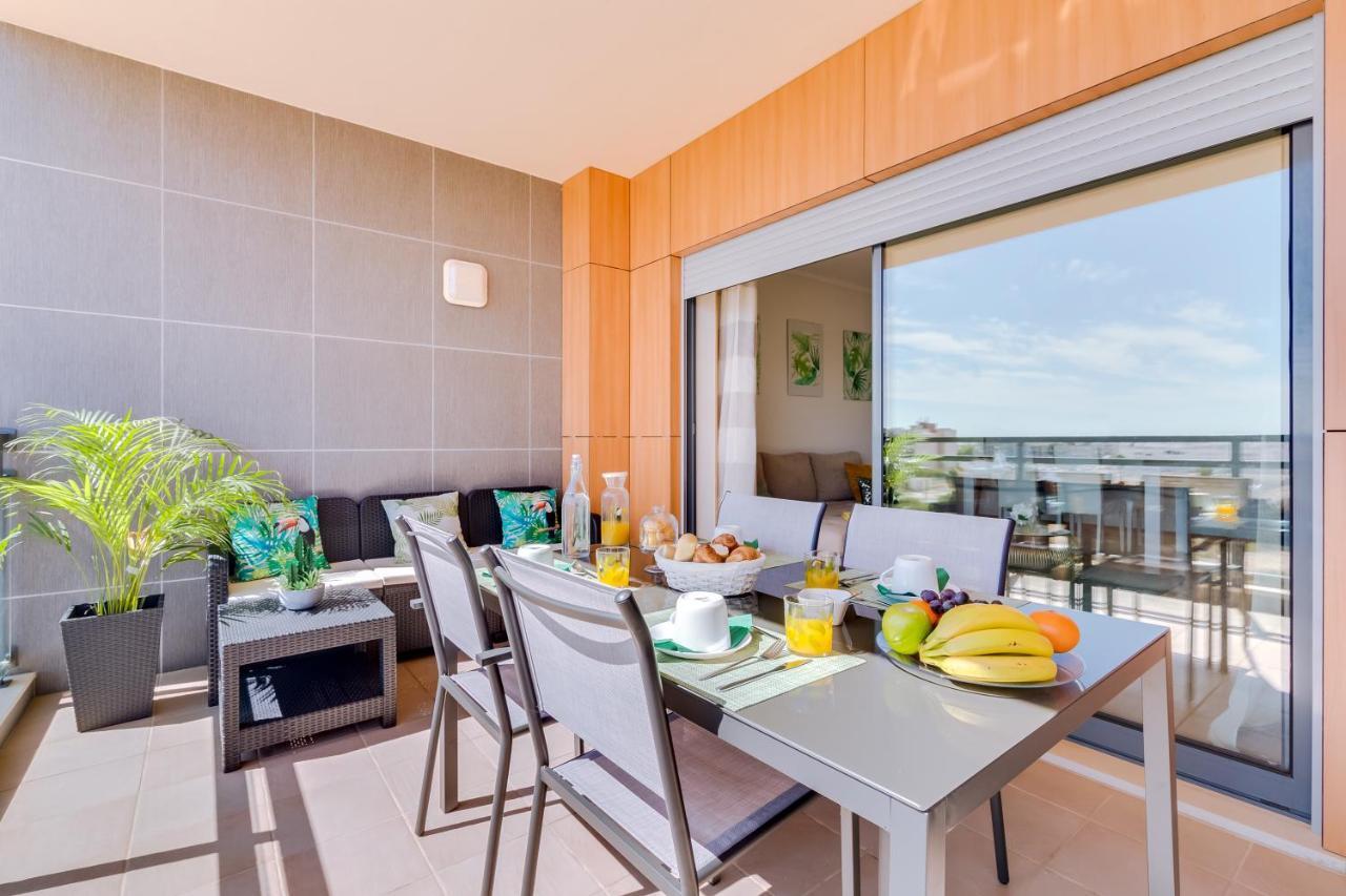 Apartment Ria House - Beautiful With Swiming Pool