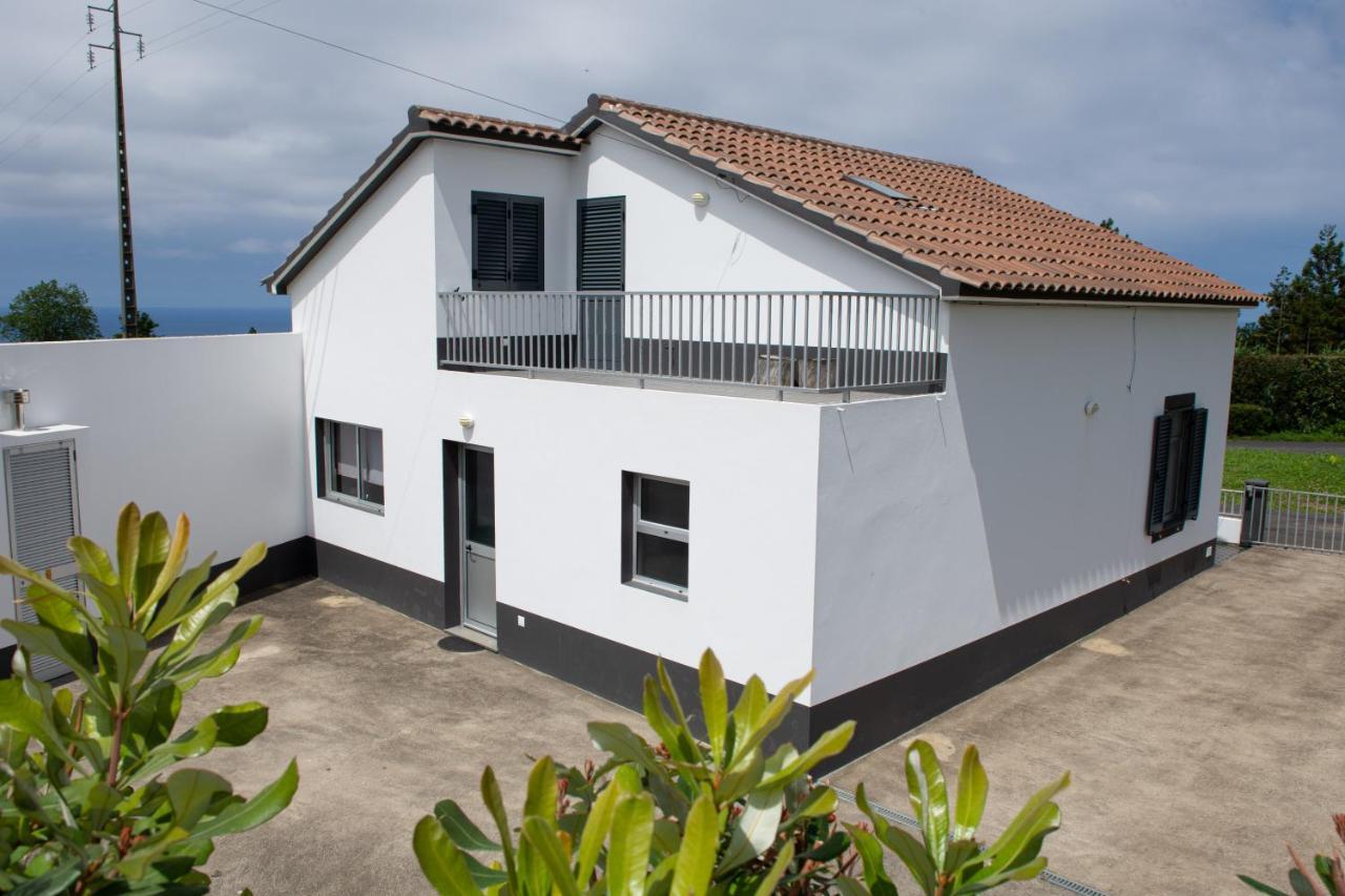 Casa Do Sr. Paulo Nordeste (Azores)