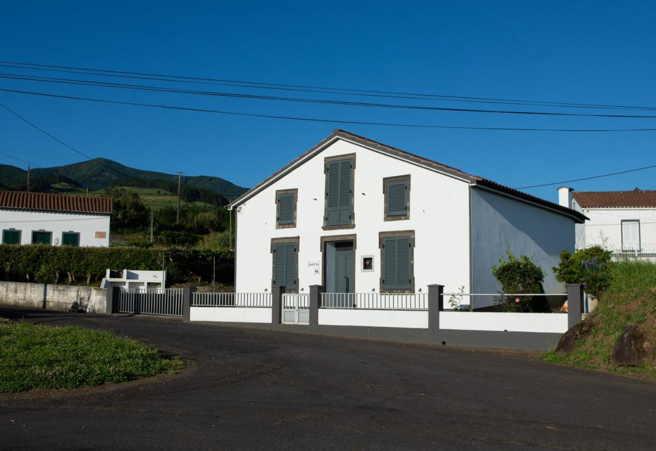 Casa Do Sr. Paulo Holiday home *