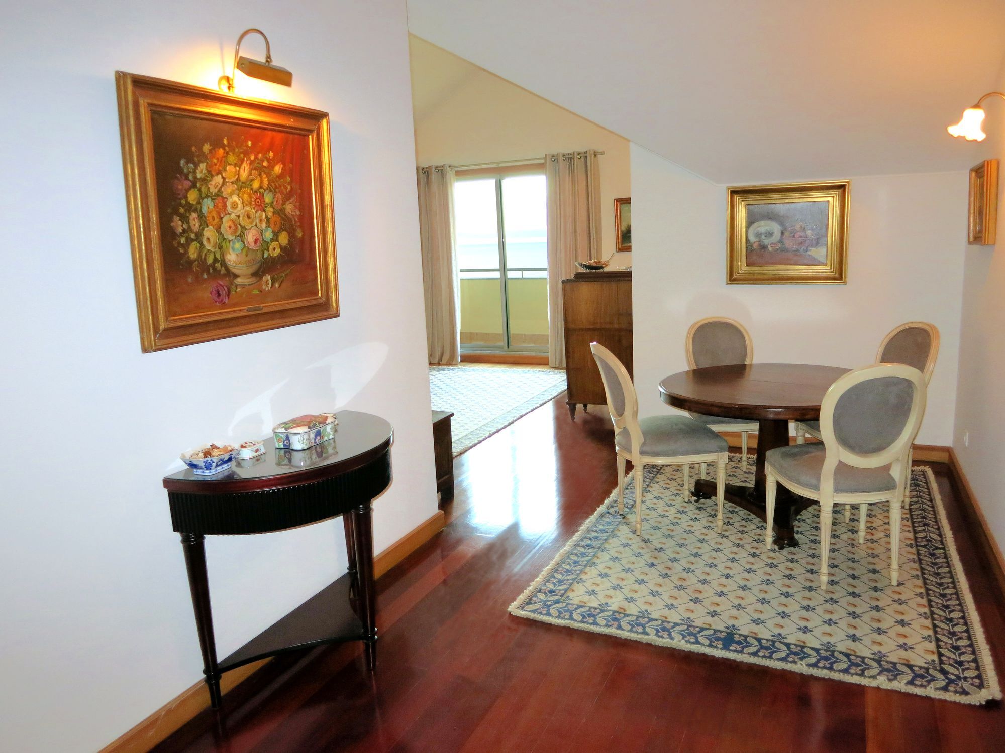 Apartment Finest Rentals - Beachfront Penthouse Funchal (Madeira)