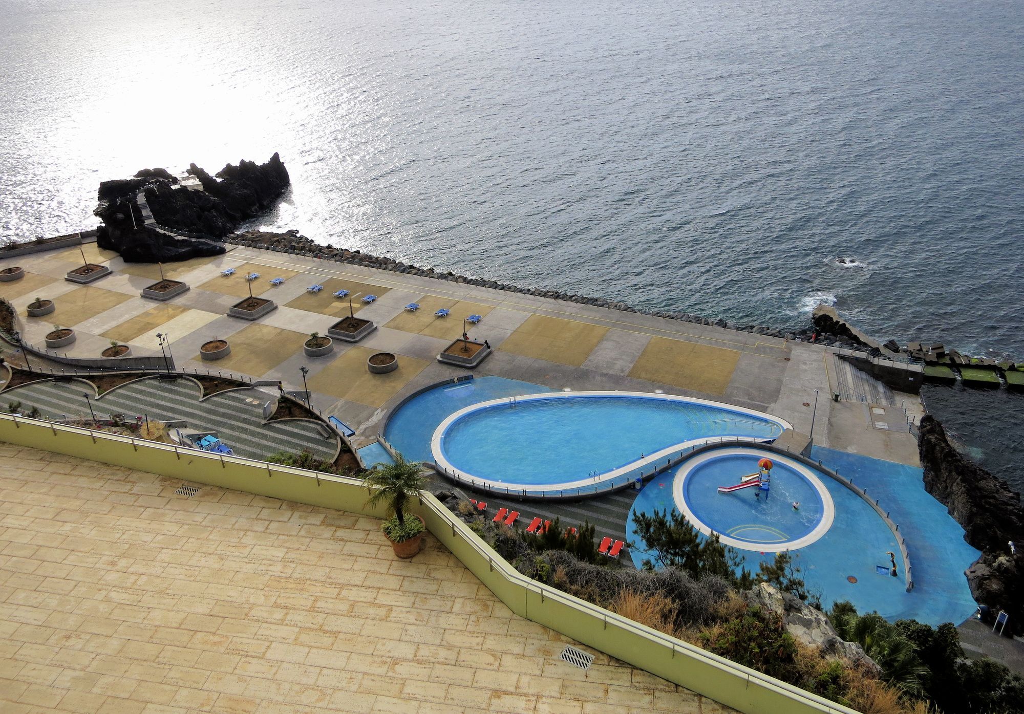 Finest Rentals - Beachfront Penthouse * Funchal (Madeira)
