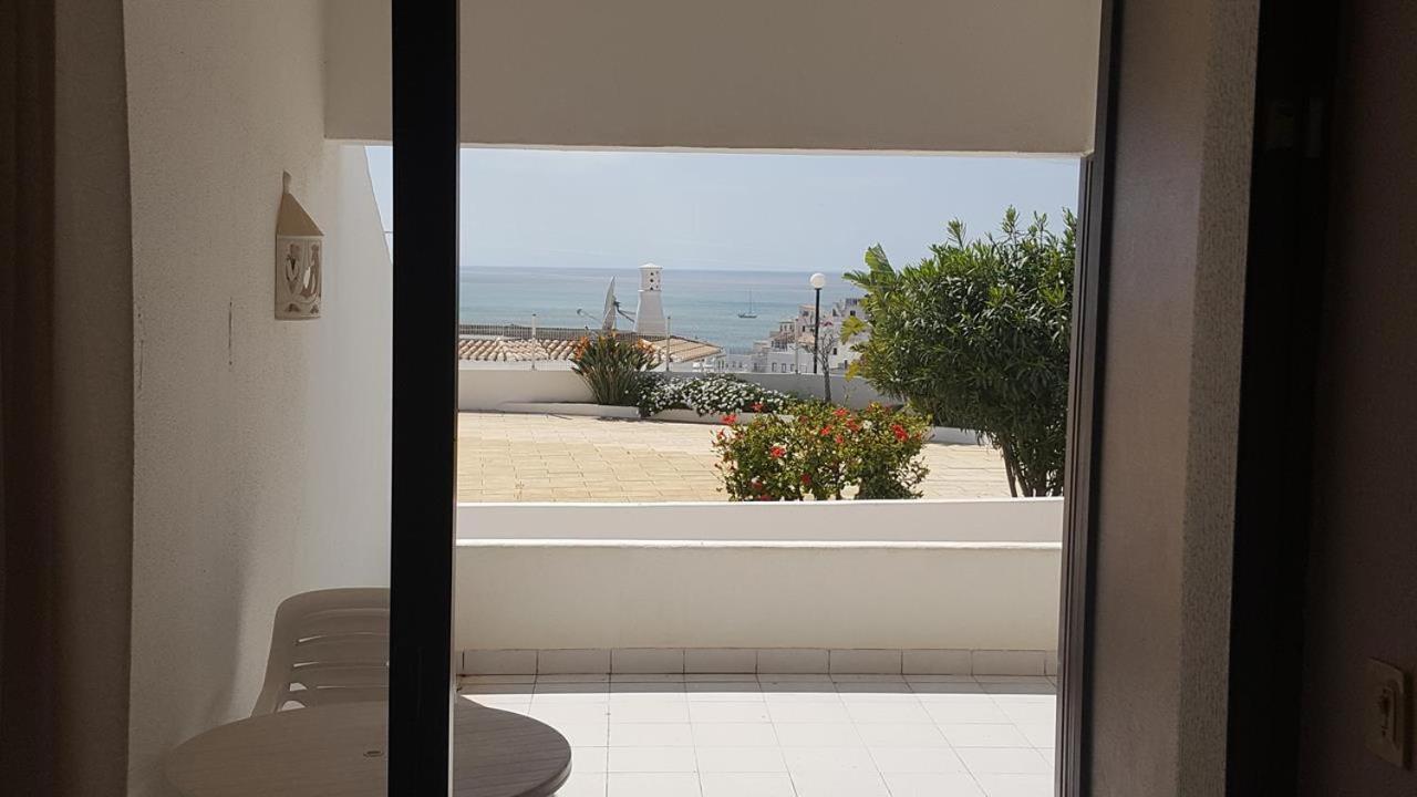 Albufeira, With Terrace, Views, 5 Min To Apartamento