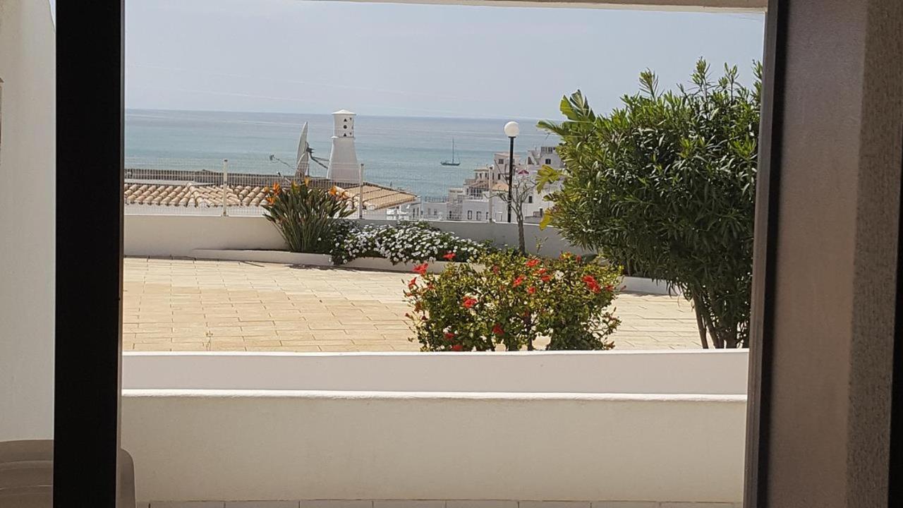 Apartamento Albufeira, With Terrace, Views, 5 Min To Albufeira