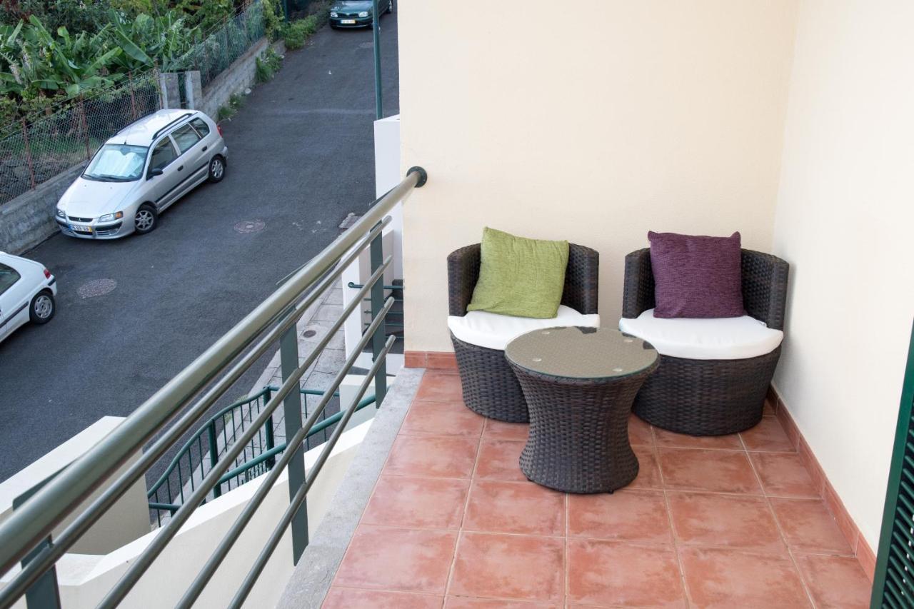 Zizis Place