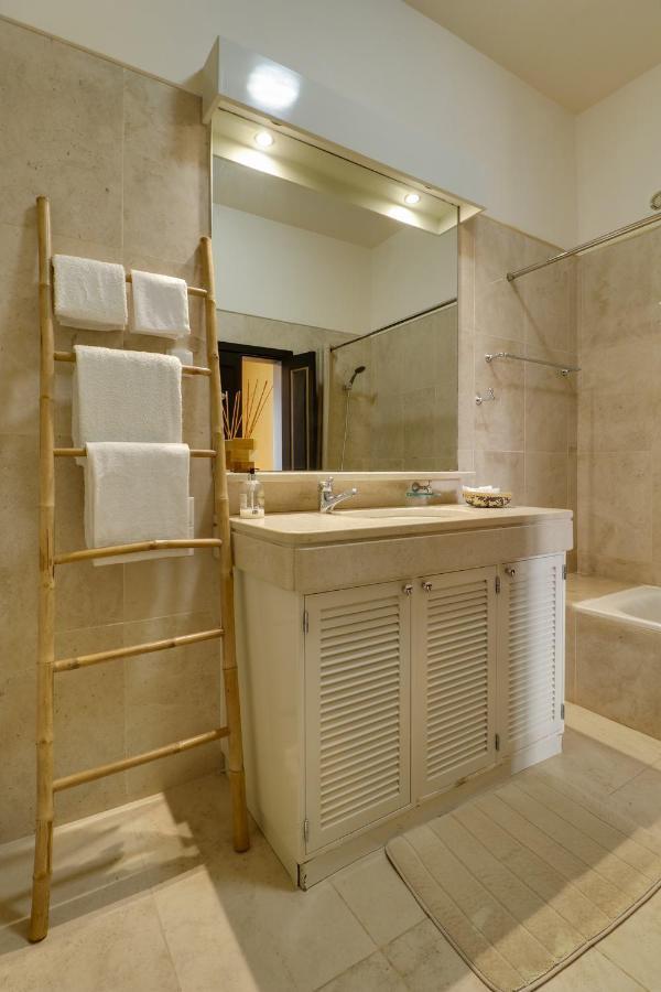 Dazk Golden Estate Guest house *