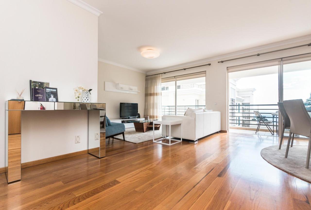 Apartment Costa Sol Ix By Madeira