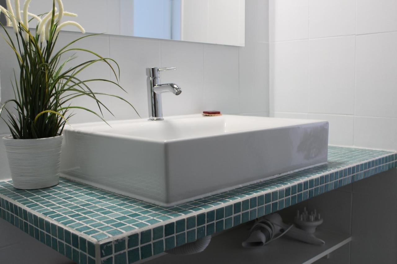 Vakantiehuis Wow Flat 200m Beach, 10min Downtown, Terrace With Sea View Lagos