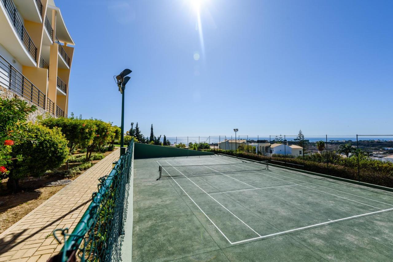 Homes Ocean View With 3 Spacious Terraces, 2 Swimming Pools & Tennis Court * Albufeira