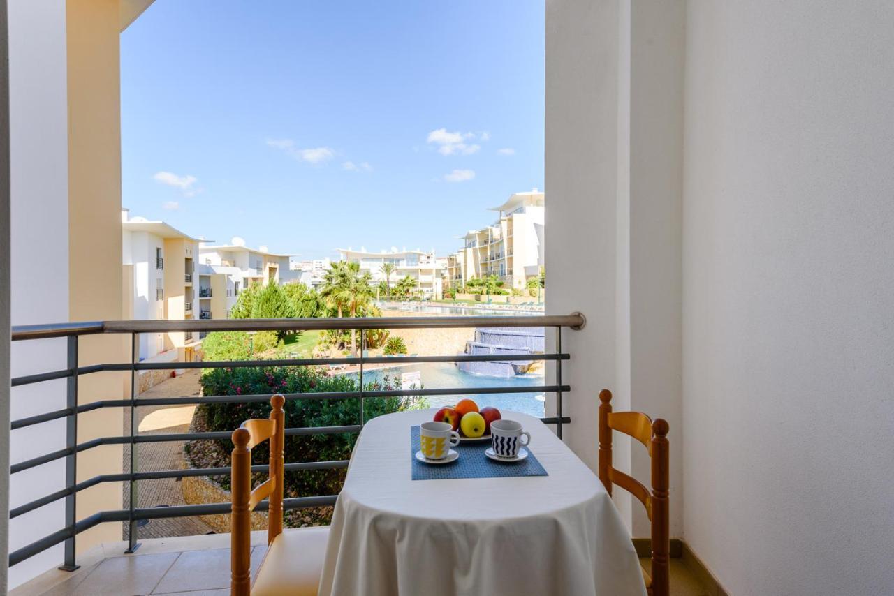 Homes Ocean View With 3 Spacious Terraces, 2 Swimming Pools & Tennis Court Albufeira
