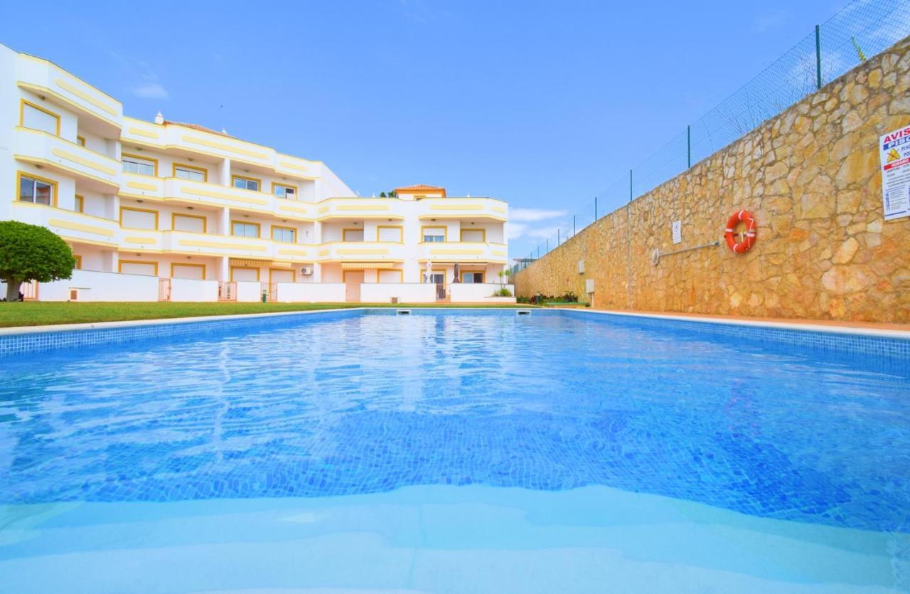 Private Large Terrace Facing The Swimming Pool Guia (Faro)