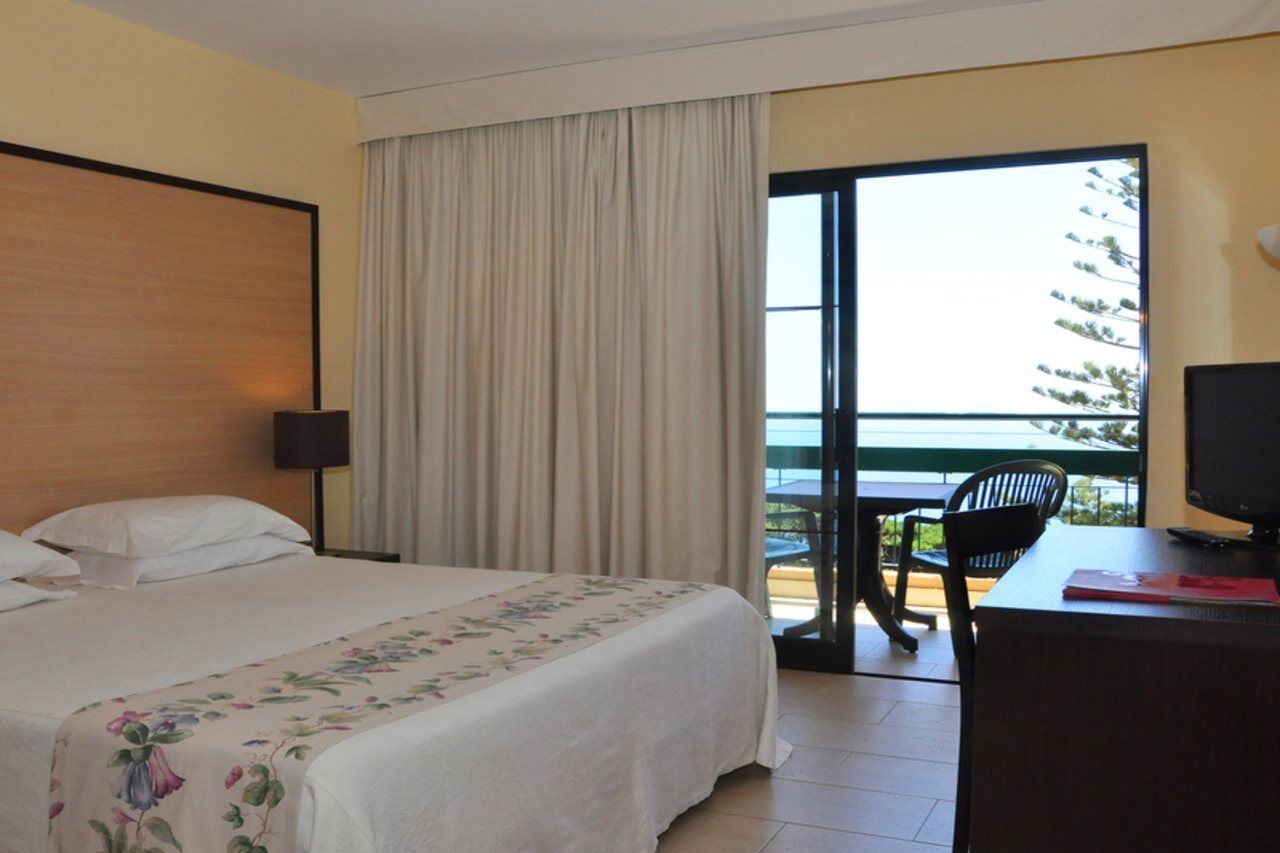 Hotel Dom Pedro Garajau 3*