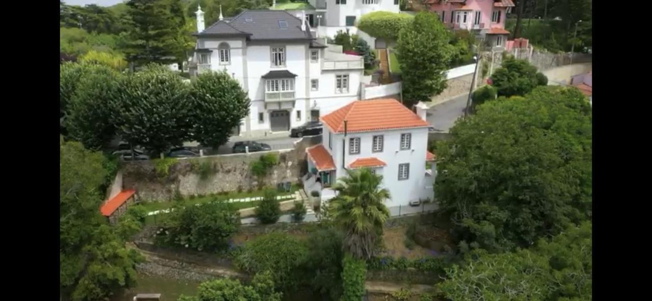Entire House - Romantic Vintage Holiday home *