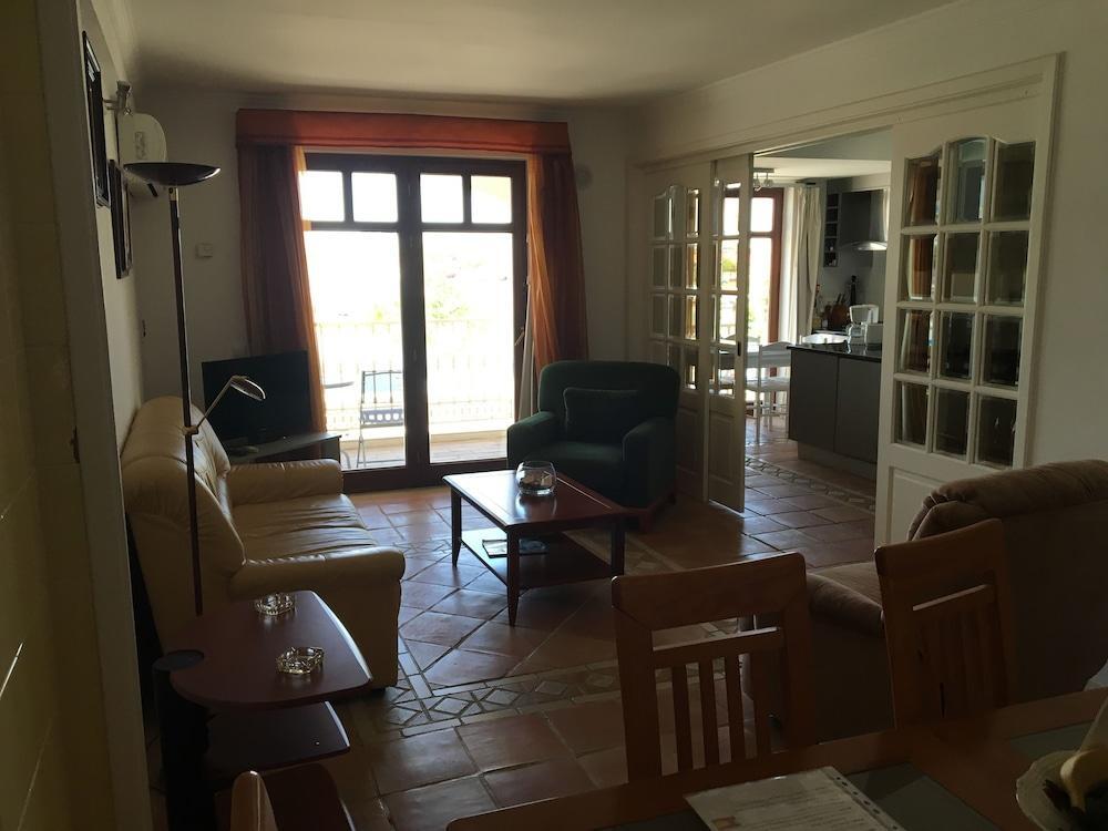 Guest house Residencial Mares 3*