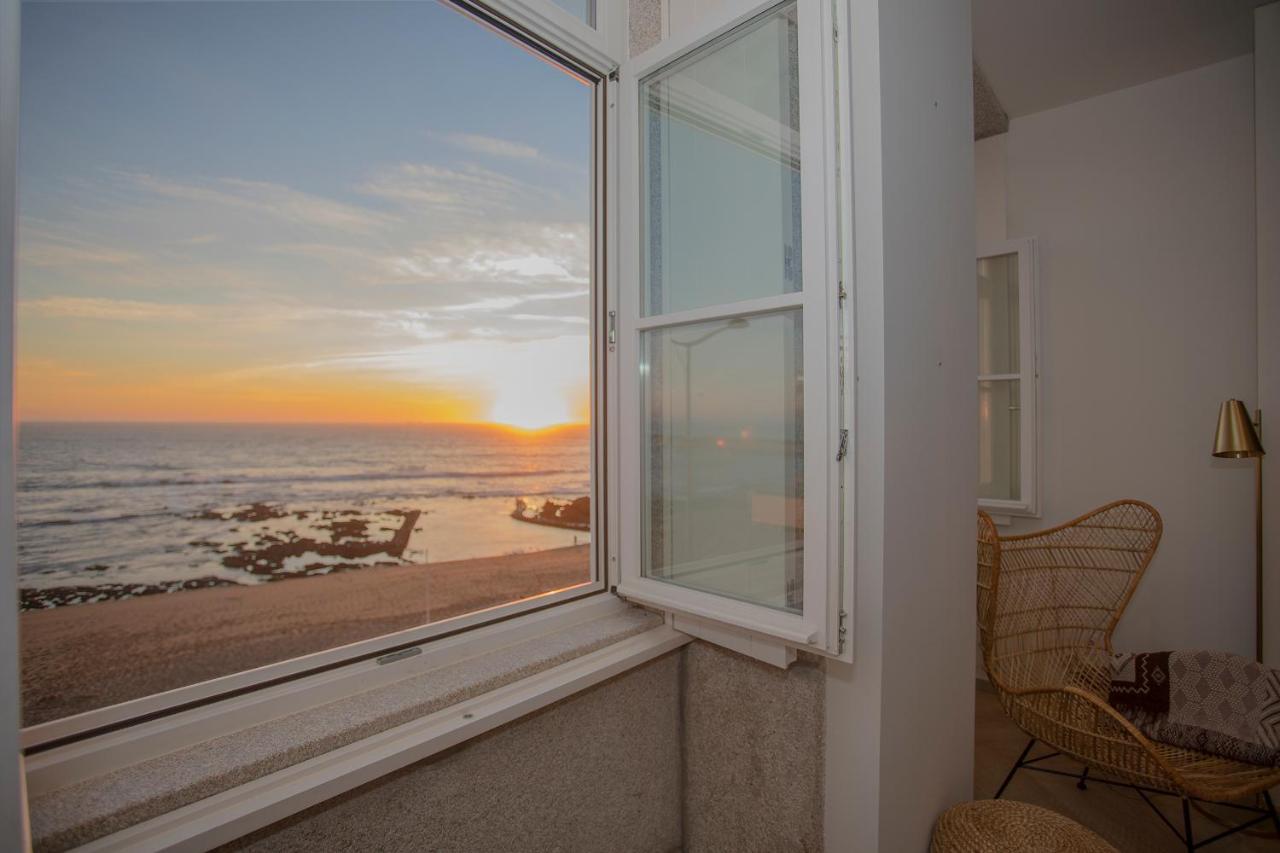 Liiiving In - Luxury Beachfront Apartamento
