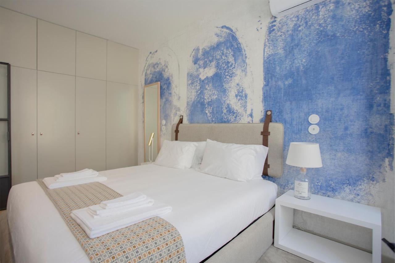 Liiiving In - Luxury Beachfront Apartamento