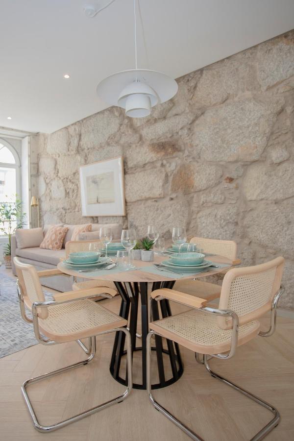 Liiiving In - Luxury Beachfront Apartamento Porto