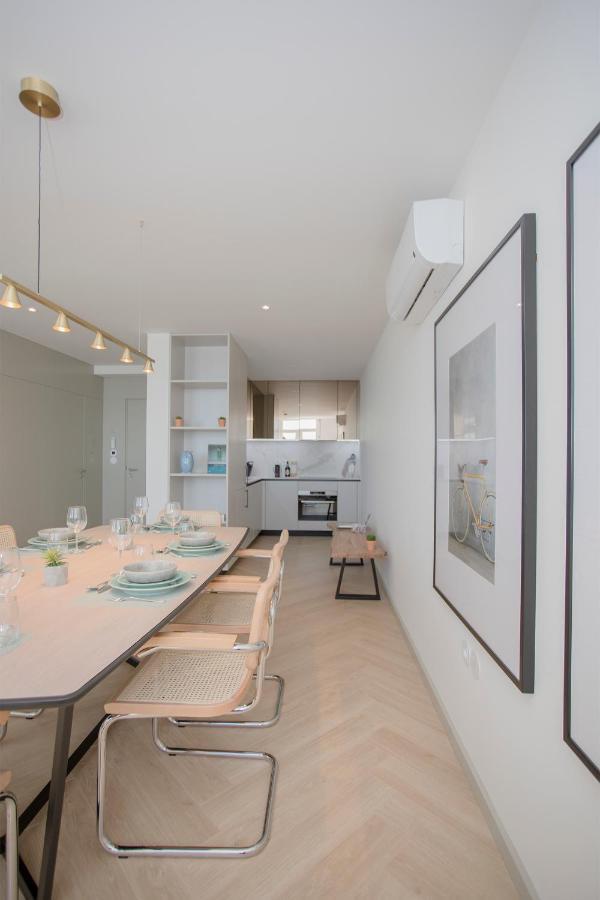 Liiiving In - Luxury Beachfront Apartamento *