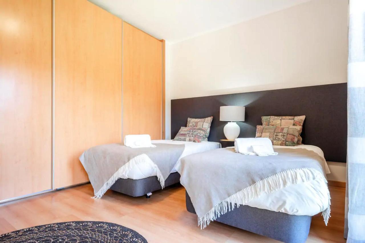 Oceanview Luxury Stunning Views And Pool Apartment *