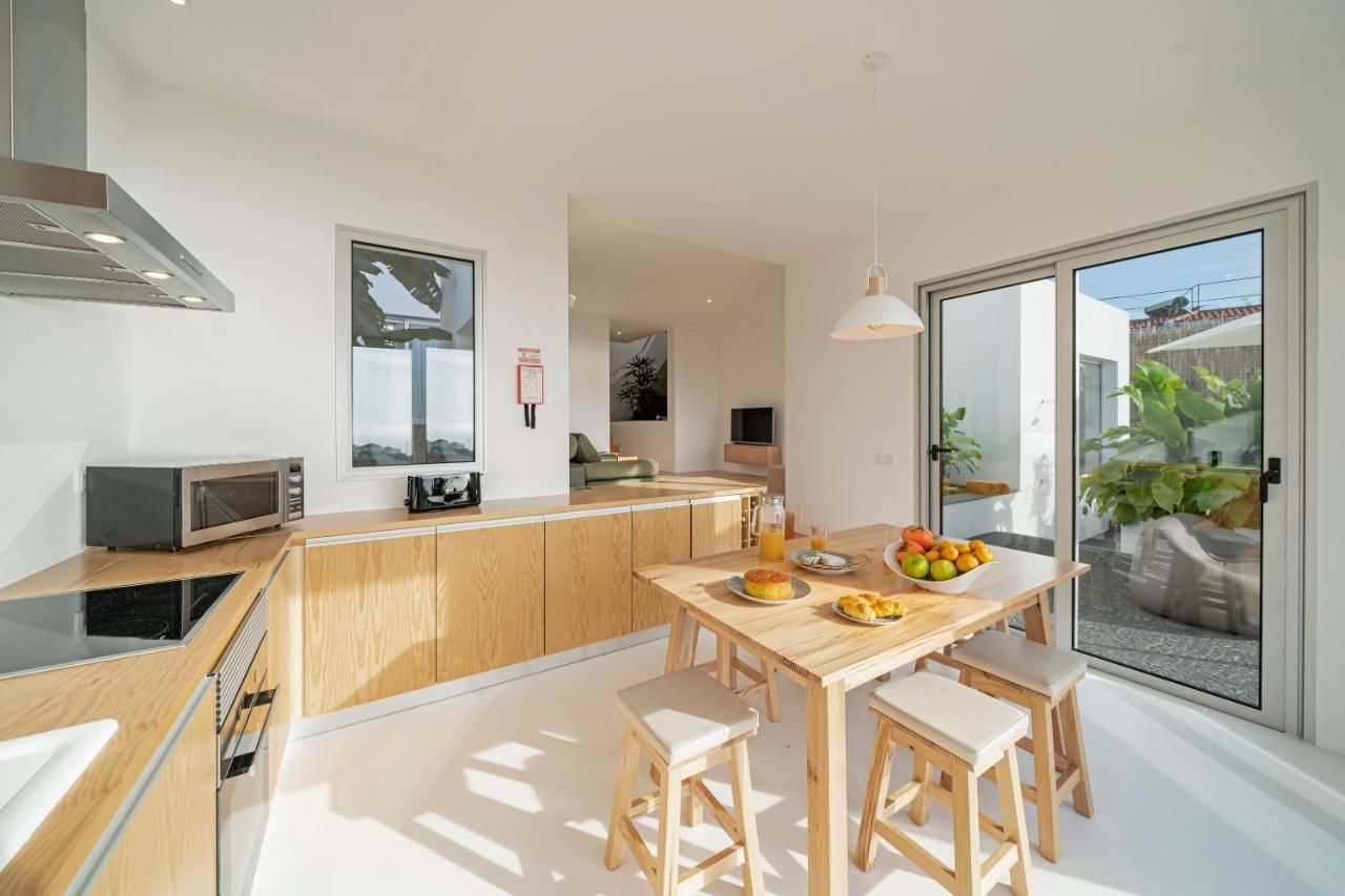 Casas Da Vargem Shared Swimming Pool By An Island * Ponta do Sol (Madeira)