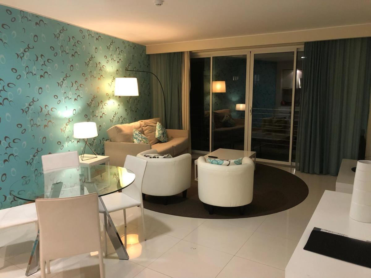 Dfm Happy Days Aparthotel Funchal (Madeira)