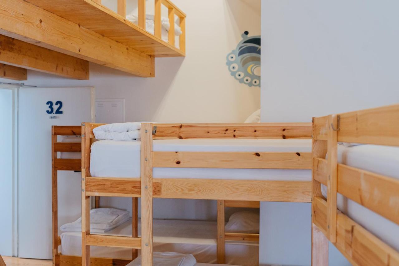 Hostal Happy &